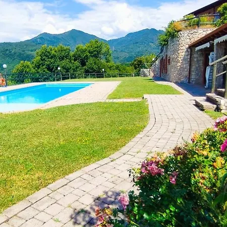 Schoenes Ferienhaeuschen In Ruhiger Lage Fuer Max. 4 Personen Mit Pool Lägenhet *